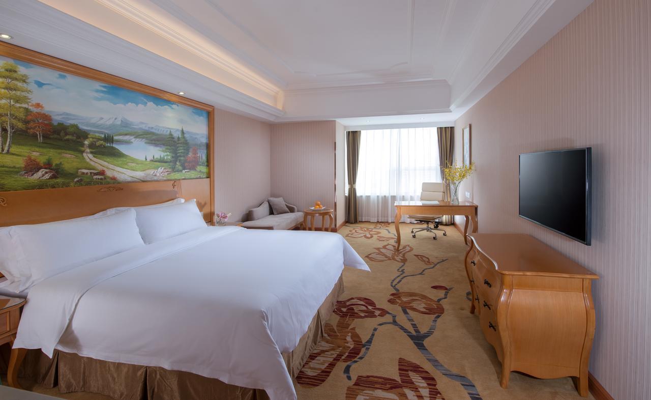 Vienna Hotel Shanghai Fengxian South Bridge Jinhai Road Екстериор снимка